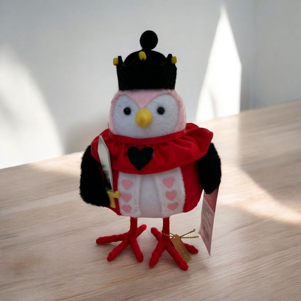 Target Feathery Friends Spritz Bird Kingsley‎ Valentine's King of Hearts 2024